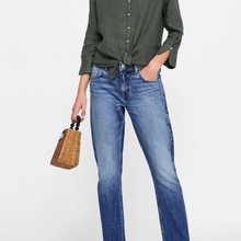 Load image into Gallery viewer, Black Pearl Handle Rattan Bag Rattan Bags