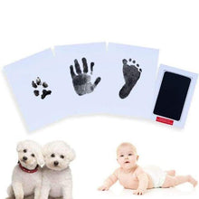 Load image into Gallery viewer, loomrack Baby Hand & Footprint Inkless Ink Pad Baby Accessories