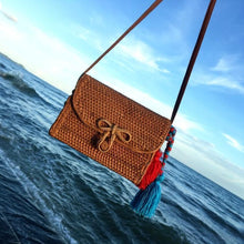 Load image into Gallery viewer, loomrack Bali Bohemia Beach Circle Bag Shoulder Bags