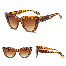 Load image into Gallery viewer, loomrack Bold Frame Cat Eye Sunglasses Home leopar v tea