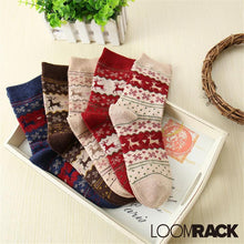 Load image into Gallery viewer, loomrack Christmas Deer Socks Christmas Socks