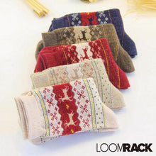 Load image into Gallery viewer, loomrack Christmas Deer Socks Christmas Socks