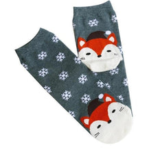 Load image into Gallery viewer, loomrack Christmas Santa Bunny Socks Christmas Socks Green