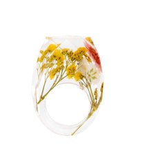 Load image into Gallery viewer, loomrack Delicate Resin Flower Rings Rings 6 / 04