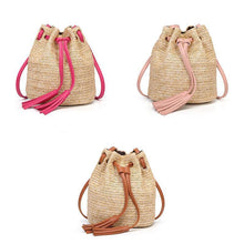 Load image into Gallery viewer, loomrack Mini Straw Bucket Bag Top-Handle Bags