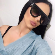 Load image into Gallery viewer, loomrack Oversized Glamrock Shades Sunglasses