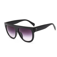 Load image into Gallery viewer, loomrack Oversized Glamrock Shades Sunglasses Matte Black
