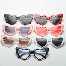 Load image into Gallery viewer, loomrack Pointed Cat Eye Heart Sunglasses Sunglasses