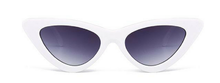 Load image into Gallery viewer, loomrack Retro Cat Eye Sunglasses Sunglasses