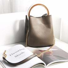 Load image into Gallery viewer, loomrack Round Wooden Handle Bucket Bag Shoulder Bags