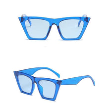 Load image into Gallery viewer, loomrack Squared Cat Eye Frames Sunglasses