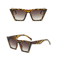 Load image into Gallery viewer, loomrack Squared Cat Eye Frames Sunglasses