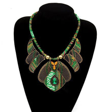 Load image into Gallery viewer, loomrack Vintage Bohemian Tribal Choker Choker Necklaces Green