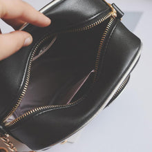 Load image into Gallery viewer, loomrack Vintage Camera Shoulder Bag Crossbody Bags