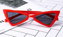 Load image into Gallery viewer, loomrack Vintage Triangle Retro Sunglasses Sunglasses