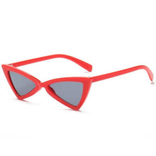 Load image into Gallery viewer, loomrack Vintage Triangle Retro Sunglasses Sunglasses Red Frame Black