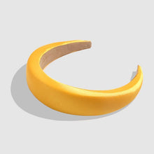 Load image into Gallery viewer, Silk Chunky Padded Headband Hair Accessories BK