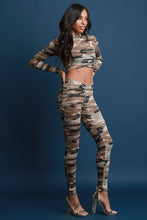 Load image into Gallery viewer, Camouflage V-Hem Crop Top with Legging Set&#39;s

