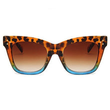 Load image into Gallery viewer, Bold Frame Classic Cat Eye Sunglasses Sunglasses leopard blue
