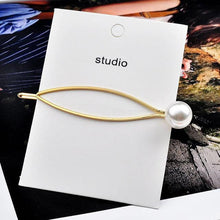 Load image into Gallery viewer, Elegant Pearl Hair Clip Barrettes Hair Accessories 1
