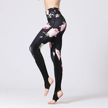 Load image into Gallery viewer, loomrack 3D Peony Flower Print Leggings Leggings As Shown Picture 2 / S
