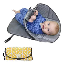 Load image into Gallery viewer, loomrack Clean Hands Diaper Changing Pad - No More P??PY Mess Baby Accessories Yellow
