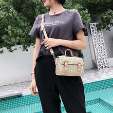 Load image into Gallery viewer, loomrack Crossbody Braided Straw Messenger Bag Top-Handle Bags
