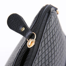 Load image into Gallery viewer, loomrack Deer Charm Crossbody Bag Shoulder Bags
