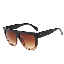Load image into Gallery viewer, loomrack Oversized Glamrock Shades Sunglasses Black Leopard
