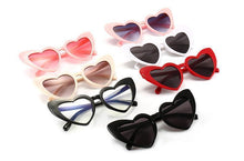 Load image into Gallery viewer, loomrack Pointed Cat Eye Heart Sunglasses Sunglasses
