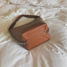 Load image into Gallery viewer, loomrack PU Leather Bucket Bag Top Handle Bags
