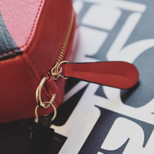 Load image into Gallery viewer, loomrack Red Lips Luxury Sling Bag Shoulder Bags
