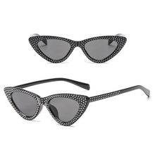 Load image into Gallery viewer, loomrack Retro Cat Eye Pointed Rhinestone Sunglasses Sunglasses
