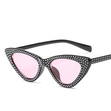 Load image into Gallery viewer, loomrack Retro Cat Eye Pointed Rhinestone Sunglasses Sunglasses Black Pink
