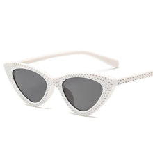 Load image into Gallery viewer, loomrack Retro Cat Eye Pointed Rhinestone Sunglasses Sunglasses White
