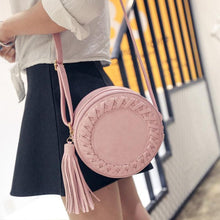 Load image into Gallery viewer, loomrack Round Woven Crossbody Bag Cross Body Bags
