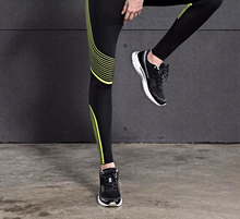 Load image into Gallery viewer, loomrack Spiral Reflective Compression Leggings Running Tights
