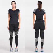 Load image into Gallery viewer, loomrack Spiral Reflective Short Sleeve Compression Top T-Shirts
