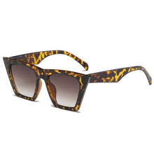Load image into Gallery viewer, loomrack Squared Cat Eye Frames Sunglasses Leopard-Brown
