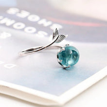 Load image into Gallery viewer, loomrack Sterling Silver Mermaid Crystal Ball Ring Rings
