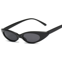 Load image into Gallery viewer, loomrack Swim Shady Small Frame Sunglasses Sunglasses Black-Black
