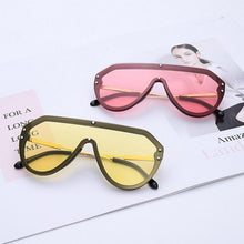 Load image into Gallery viewer, Oversized Mirrored Sunglasses Sunglasses C1
