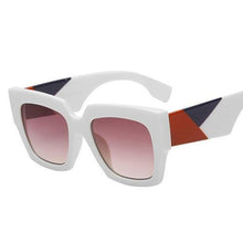 Load image into Gallery viewer, Retro Oversized Bold Frame Sunglasses Sunglasses 5
