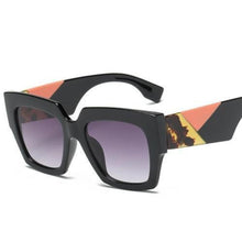 Load image into Gallery viewer, Retro Oversized Bold Frame Sunglasses Sunglasses 6
