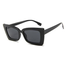 Load image into Gallery viewer, Retro Square Pointed Sunglasses Sunglasses Black Black

