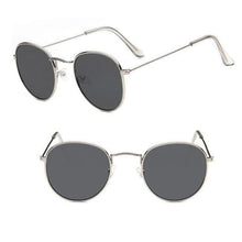 Load image into Gallery viewer, Round Mirror Sunglasses Sunglasses silver grey
